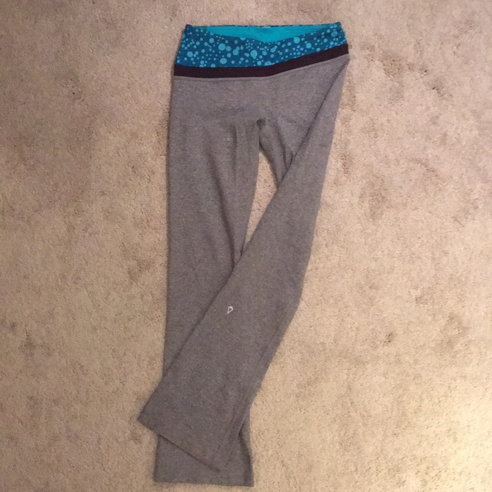 Ivivva yoga leggings